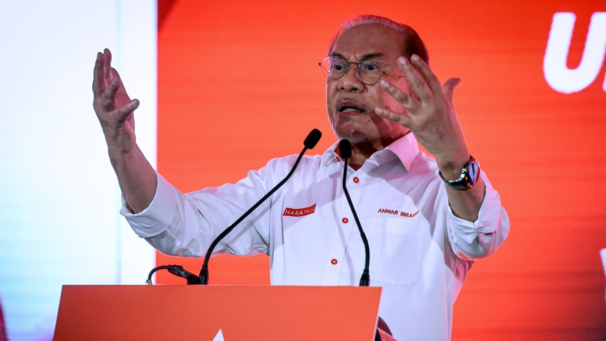 Anwar takes campaign to Negeri Sembilan as Pakatan seeks to strengthen opposition heartland