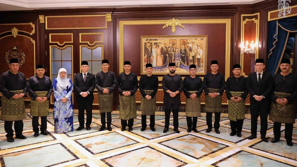Ten Johor Assemblymen Sworn In As New State Executive Council Members
