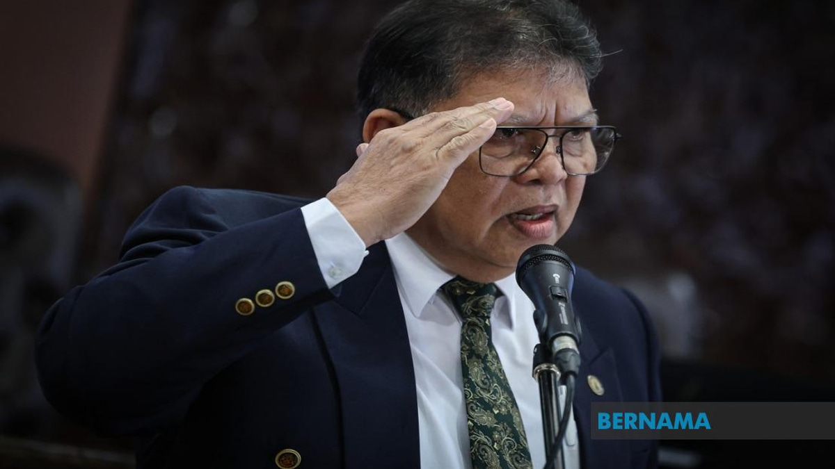 Speaker Johari Advocates Proportional Representation to Secure Minority Voices in Parliament