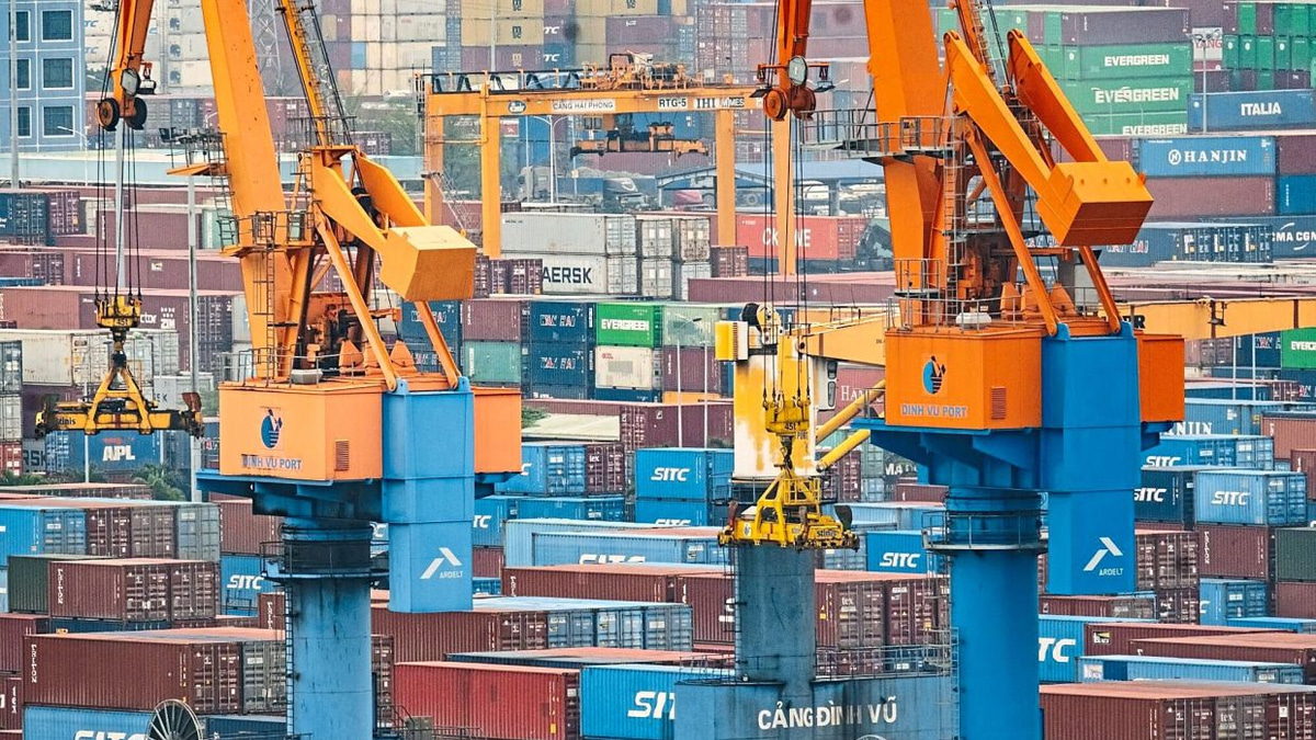 Vietnam Signals Openness to Resolving US Trade Tensions as Negotiations Intensify
